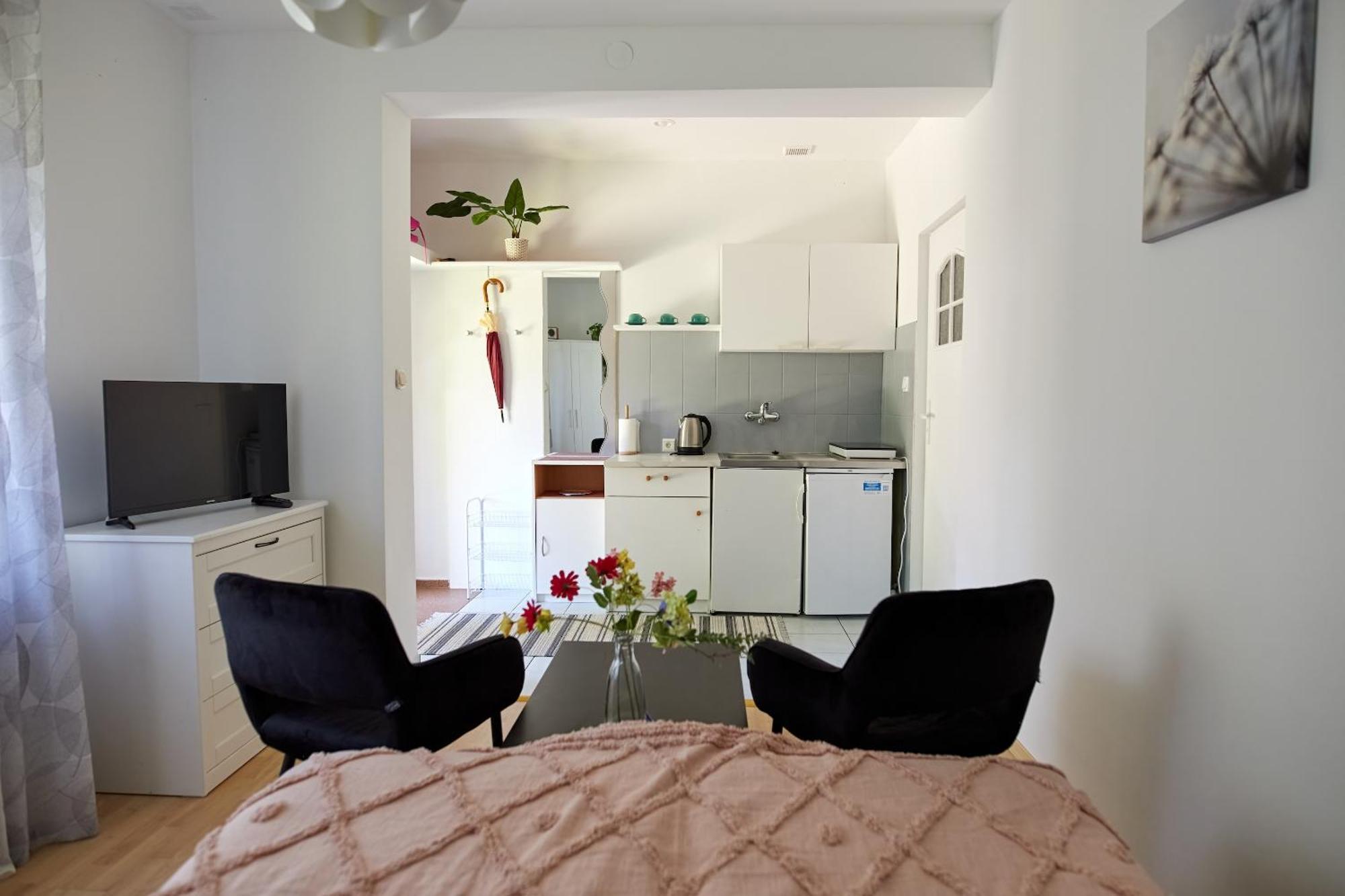 Osrodek Wypoczynkowy Relaks I Apartamenty 莱鲍 外观 照片