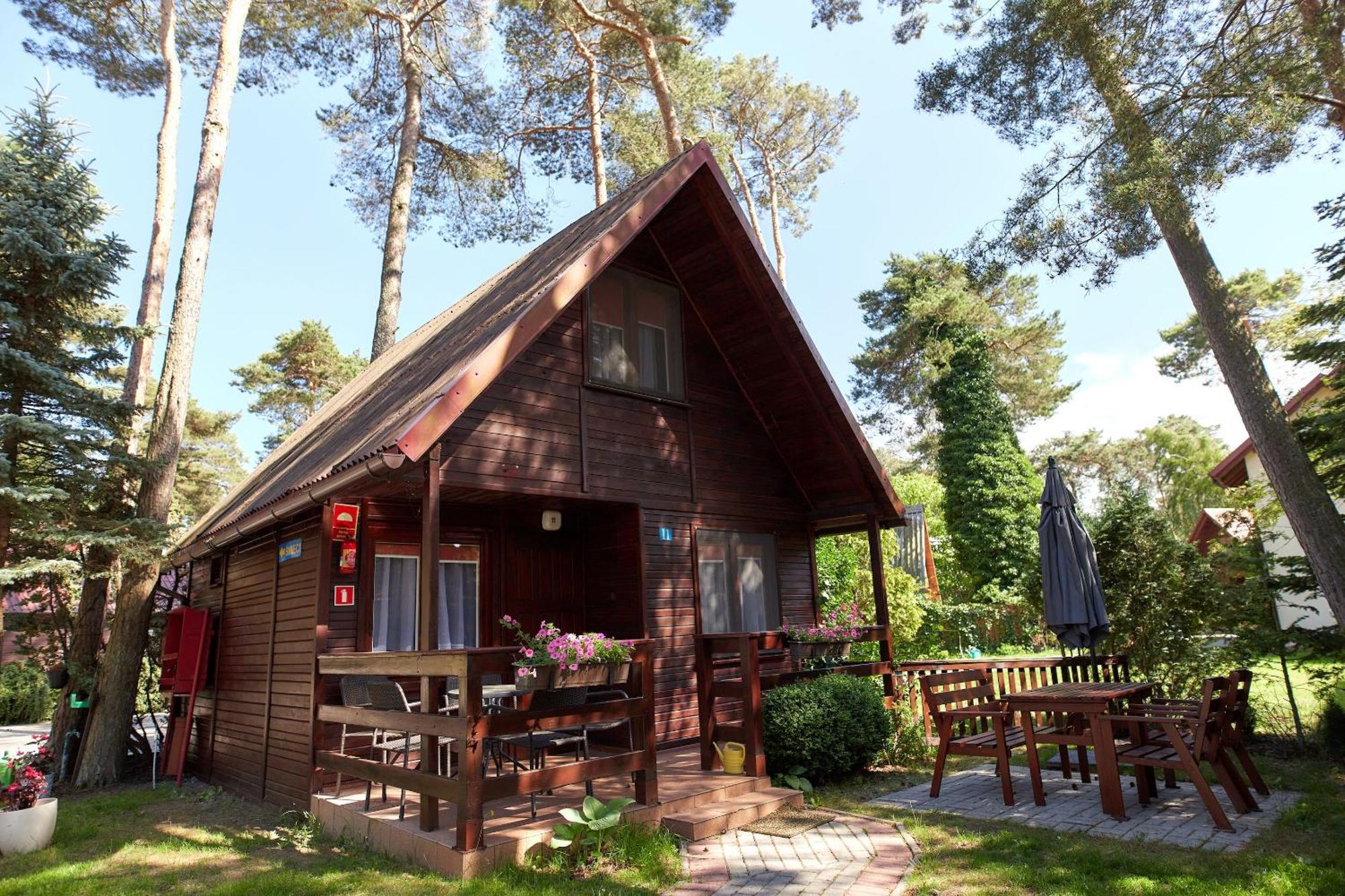 Osrodek Wypoczynkowy Relaks I Apartamenty 莱鲍 外观 照片