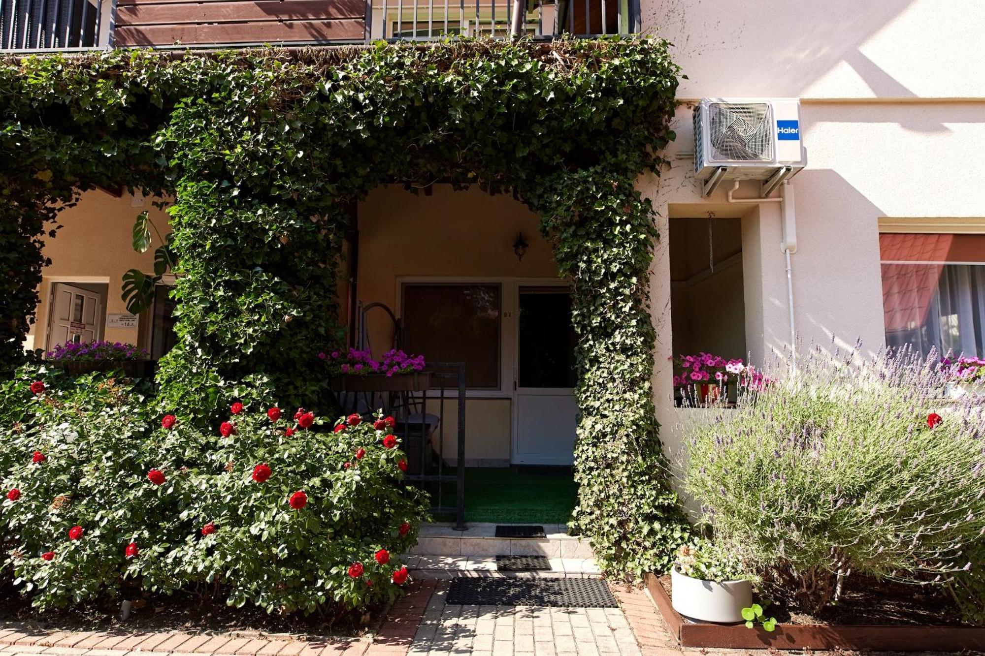 Osrodek Wypoczynkowy Relaks I Apartamenty 莱鲍 客房 照片