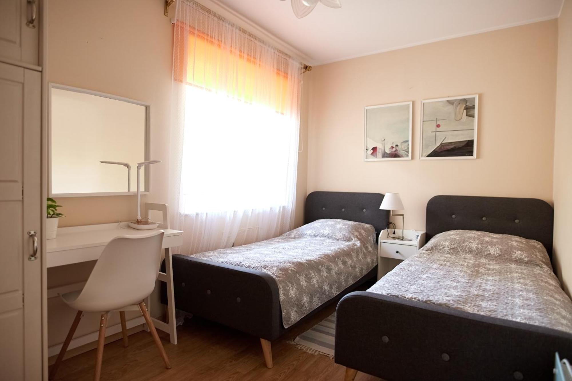 Osrodek Wypoczynkowy Relaks I Apartamenty 莱鲍 外观 照片